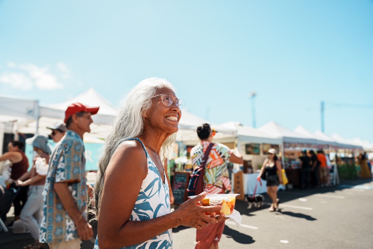 woman at farmers market